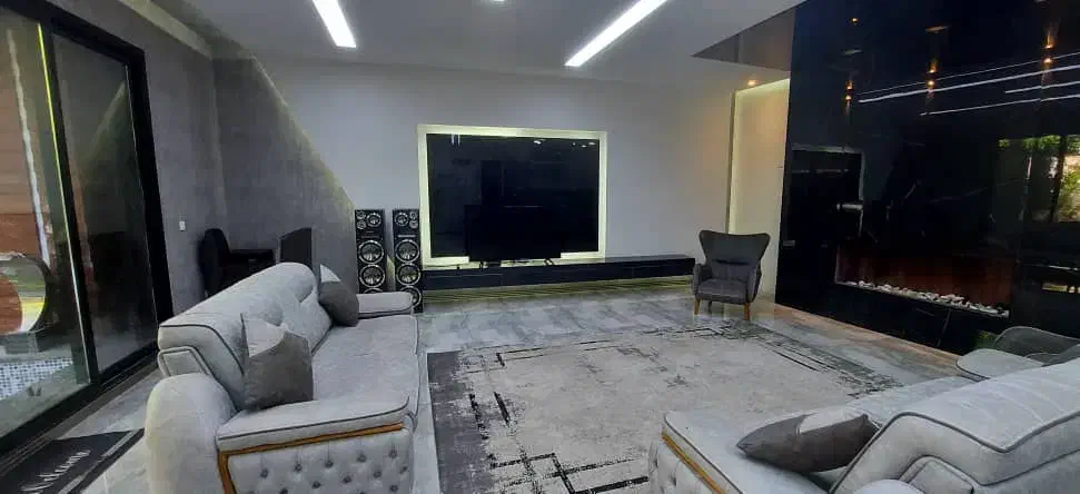 اجاره ویلا|اجارهٔ کوتاهمدت آپارتمان و سوئیت|باغ بهادران, |دیوار