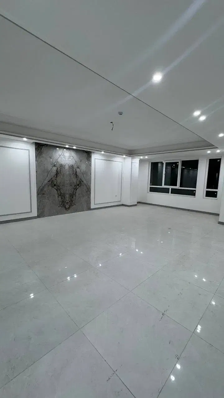 آپارتمان شخصی ساز ۲۱۰ متری کلید نخورده / صفائیه|فروش آپارتمان|یزد, |دیوار