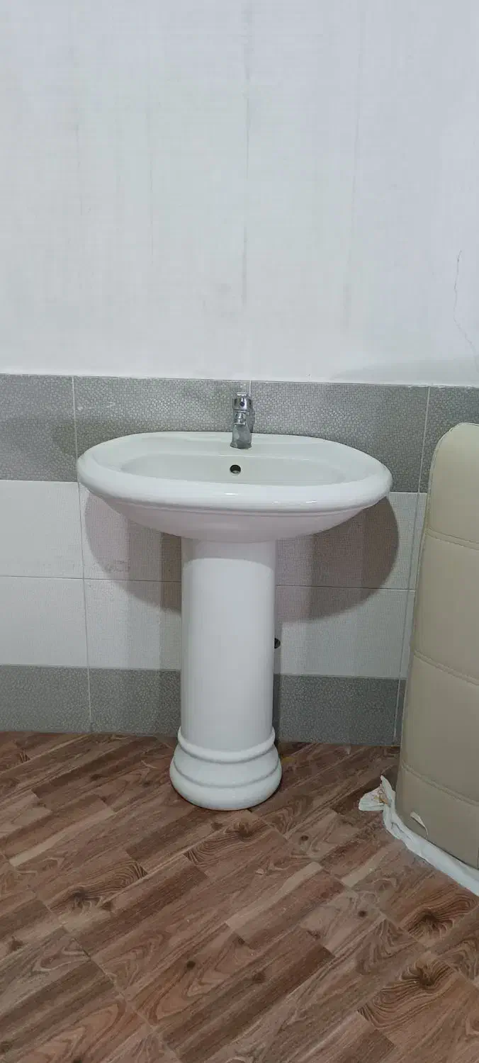 روشویی همراه شیر|لوازم سرویس بهداشتی|سقز, |دیوار