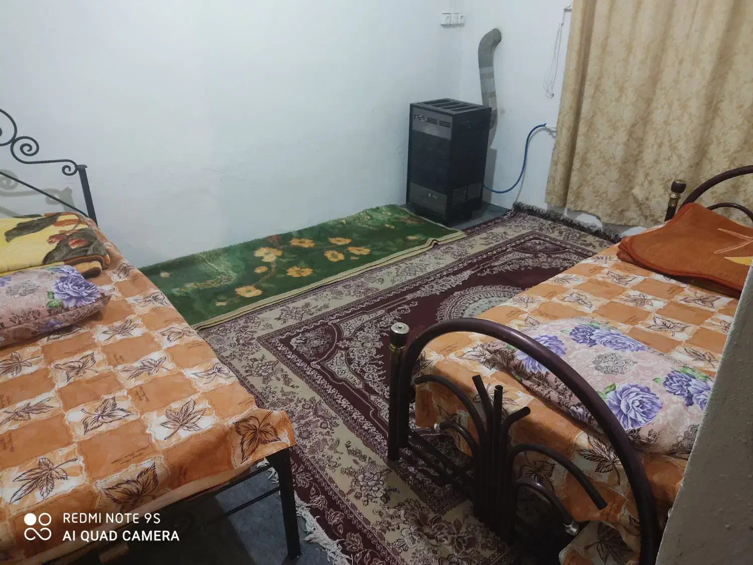 منزل مبله|اجارهٔ کوتاه‌مدت آپارتمان و سوئیت|شیراز, لب آب|دیوار