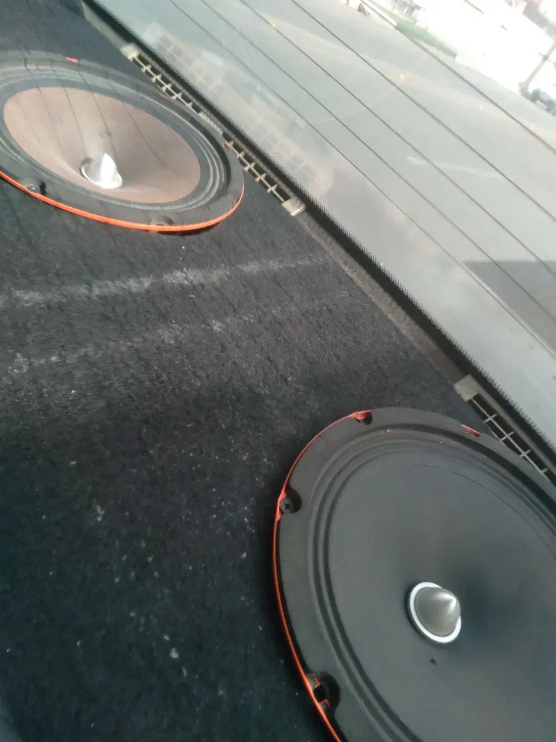 سیستم|صوتی و تصویری|قم, چهل درخت‎|دیوار