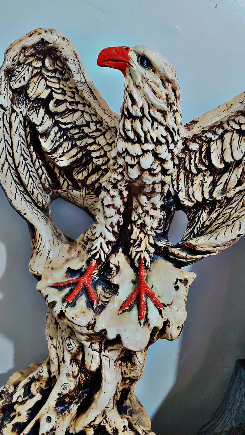 کلمن شیشه ایی و مجسمه|مجسمه، تندیس، ماکت|خرم‌آباد, |دیوار