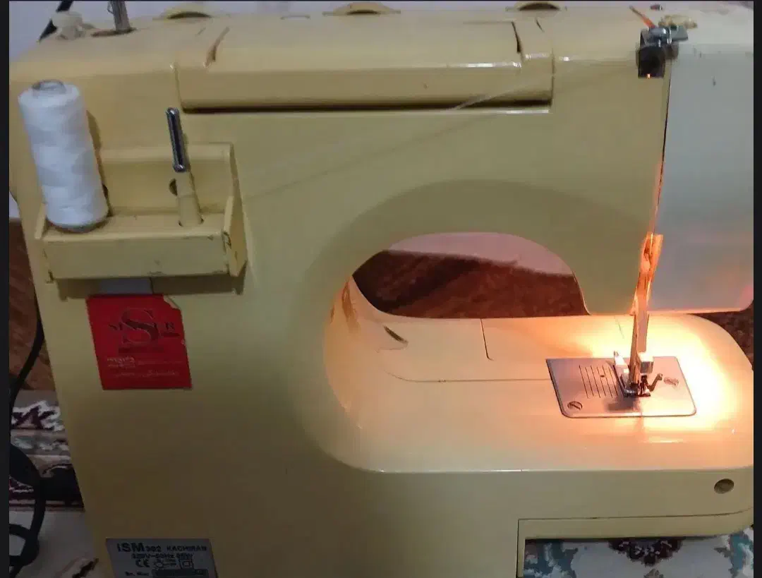 چرخ خیاطی|چرخ خیاطی و ریسندگی|رشت, کوی حسینی|دیوار