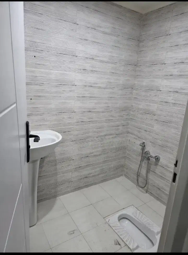 95 متر 2خواب/ فول امکانات /نوساز / خ سمیه