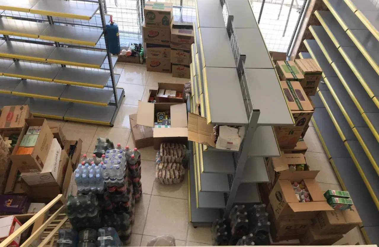 قفس.ه|کتابخانه، شلف، قفسه‌های دیواری|تکاب, |دیوار