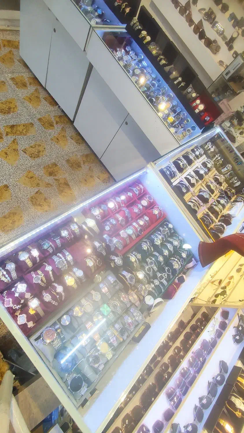 ویترین پاچال یک میلیون تومان|فروشگاه و مغازه|بیرجند, |دیوار