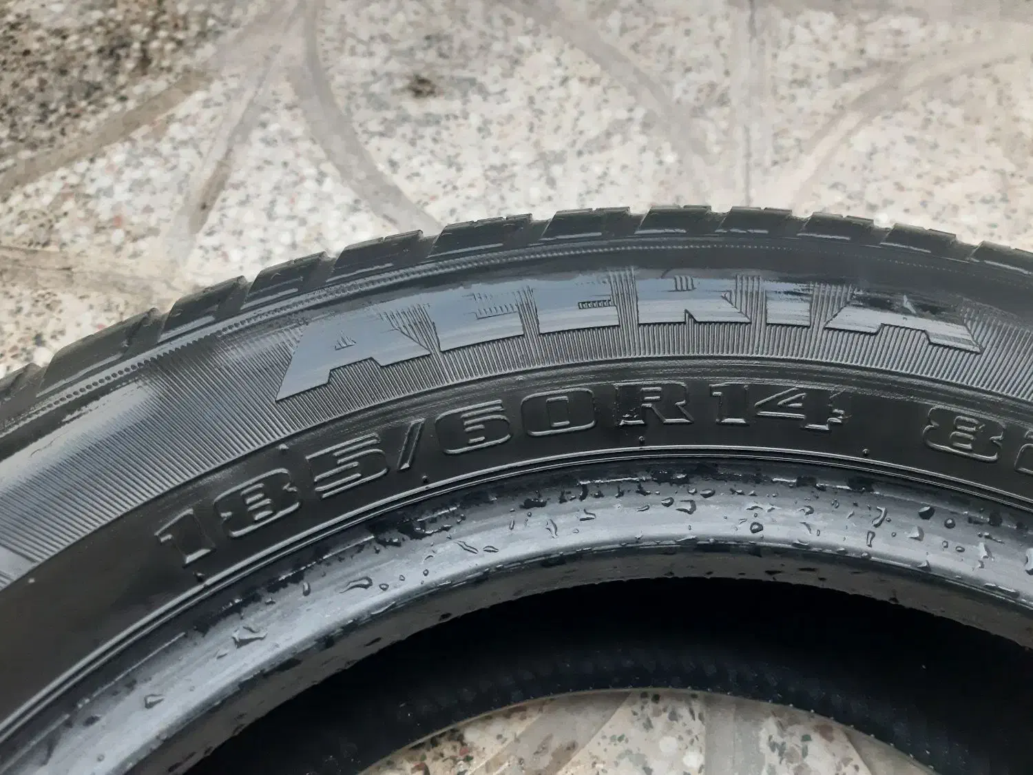 ۴ حلقه لاستیک بارز|قطعات یدکی و لوازم جانبی|همدان, |دیوار