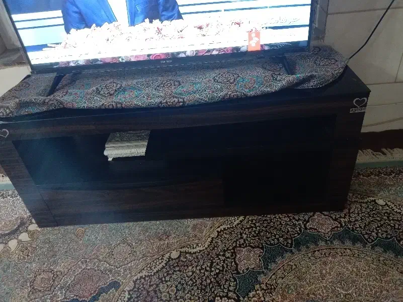 جاکفشی|جاکفشی، کمد، دراور|کوهبنان, |دیوار