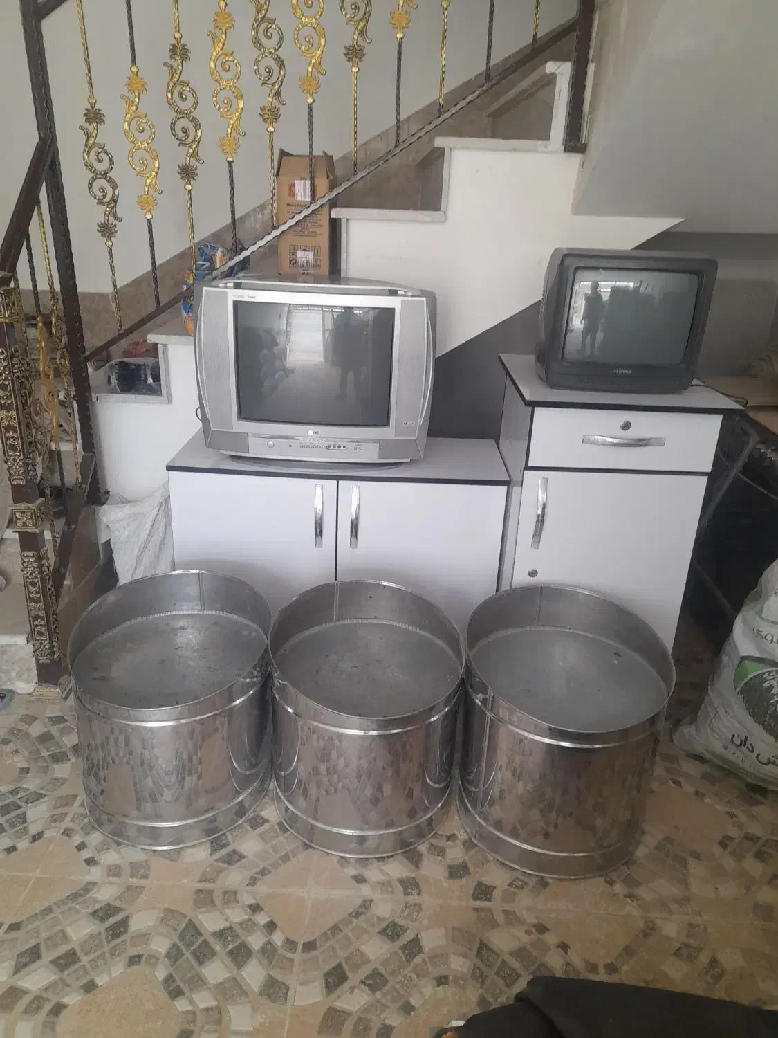 لوازم منزل|تلویزیون و پروژکتور|قوچان, |دیوار