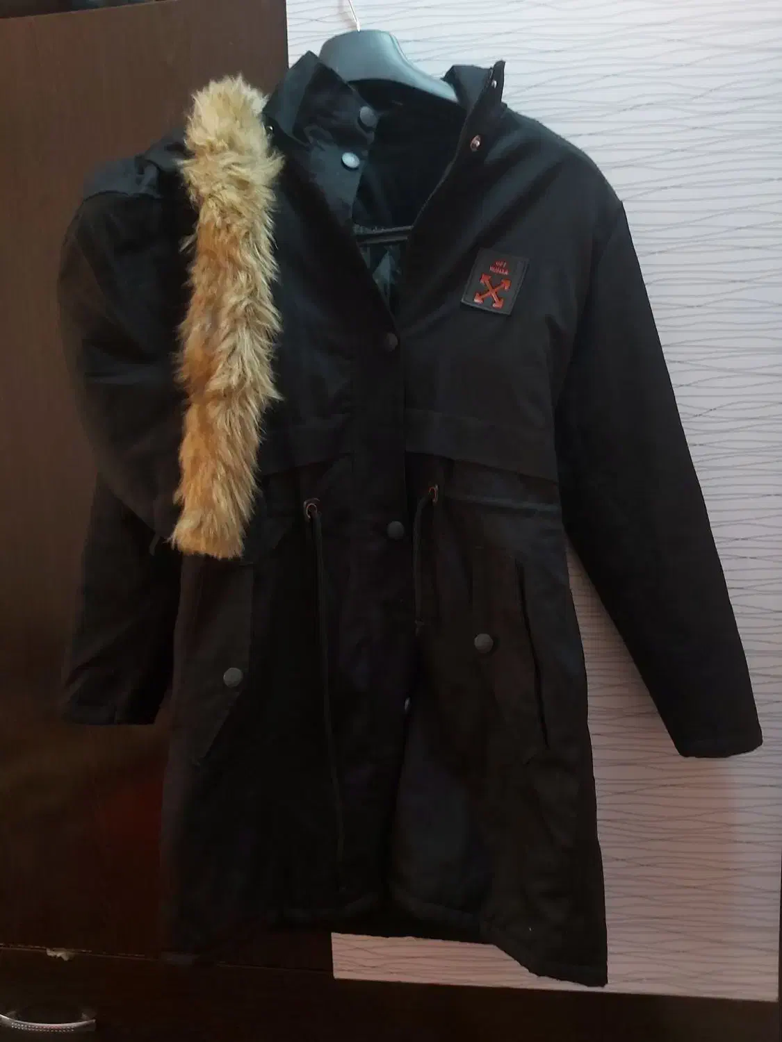 کاپشن در حد نو|لباس|کازرون, |دیوار