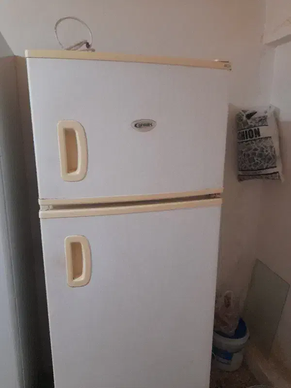 یخچال|یخچال و فریزر|طرقبه, |دیوار