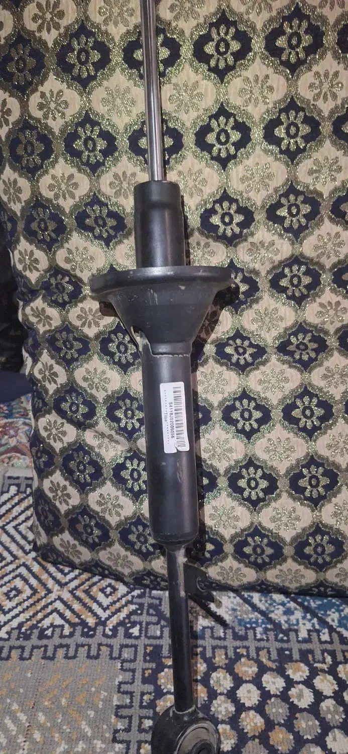 کمک و فنر .|قطعات یدکی و لوازم جانبی|قم, شهرک امام حسین|دیوار