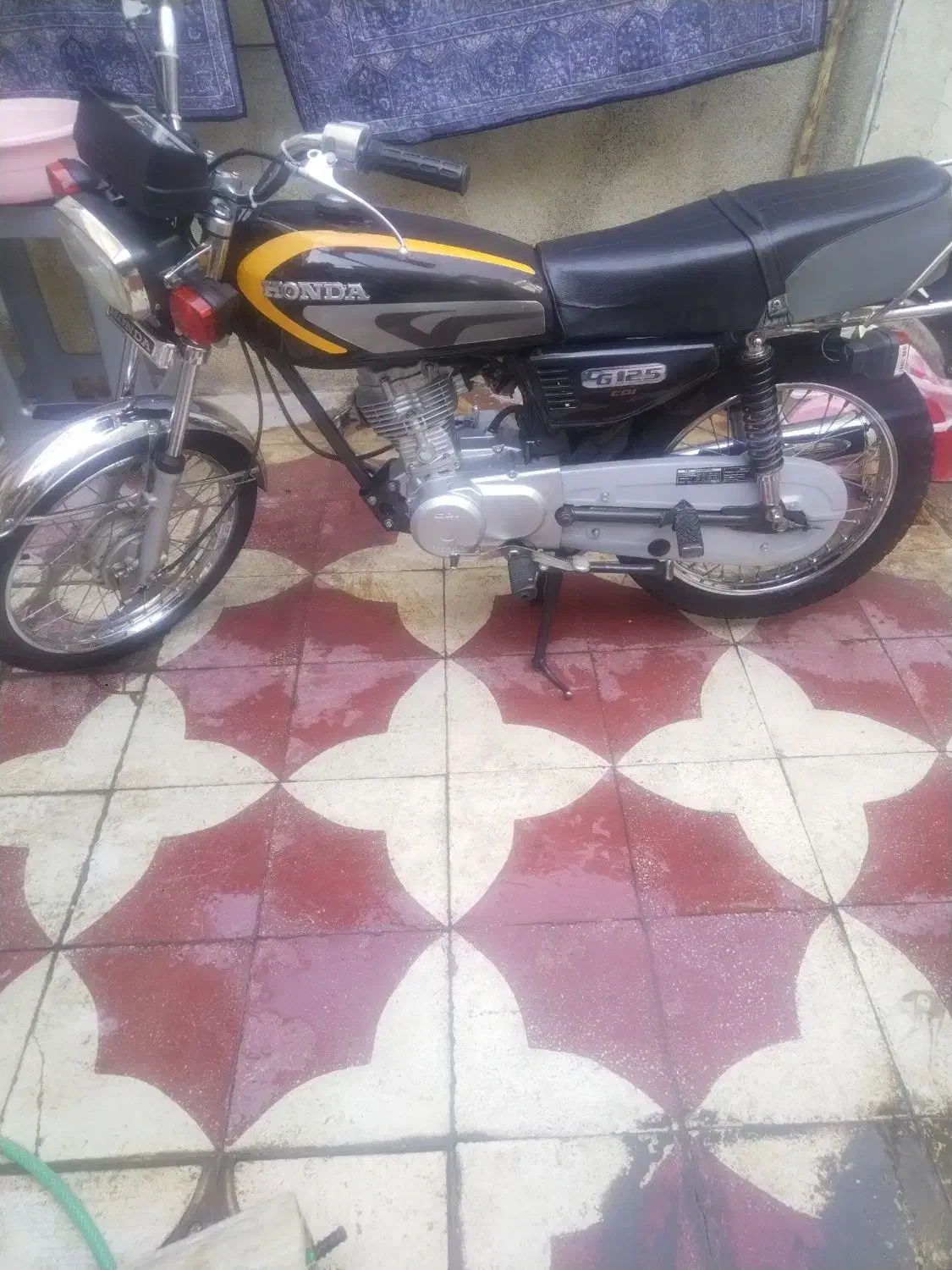 هوندا 125 فروش فوری|موتورسیکلت|شیراز, دباغ خانه|دیوار