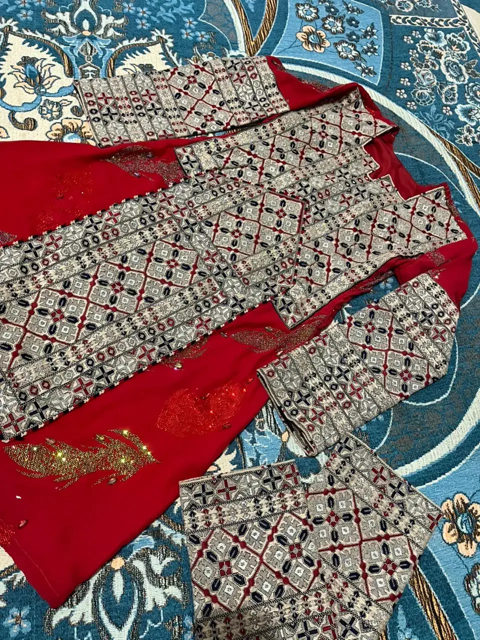 لباس|لباس|زاهدان, |دیوار