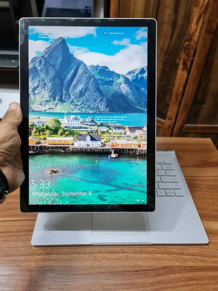 لپتاپ surface book 2 تمیز در حد آک|رایانه همراه|شیراز, فرگاز|دیوار