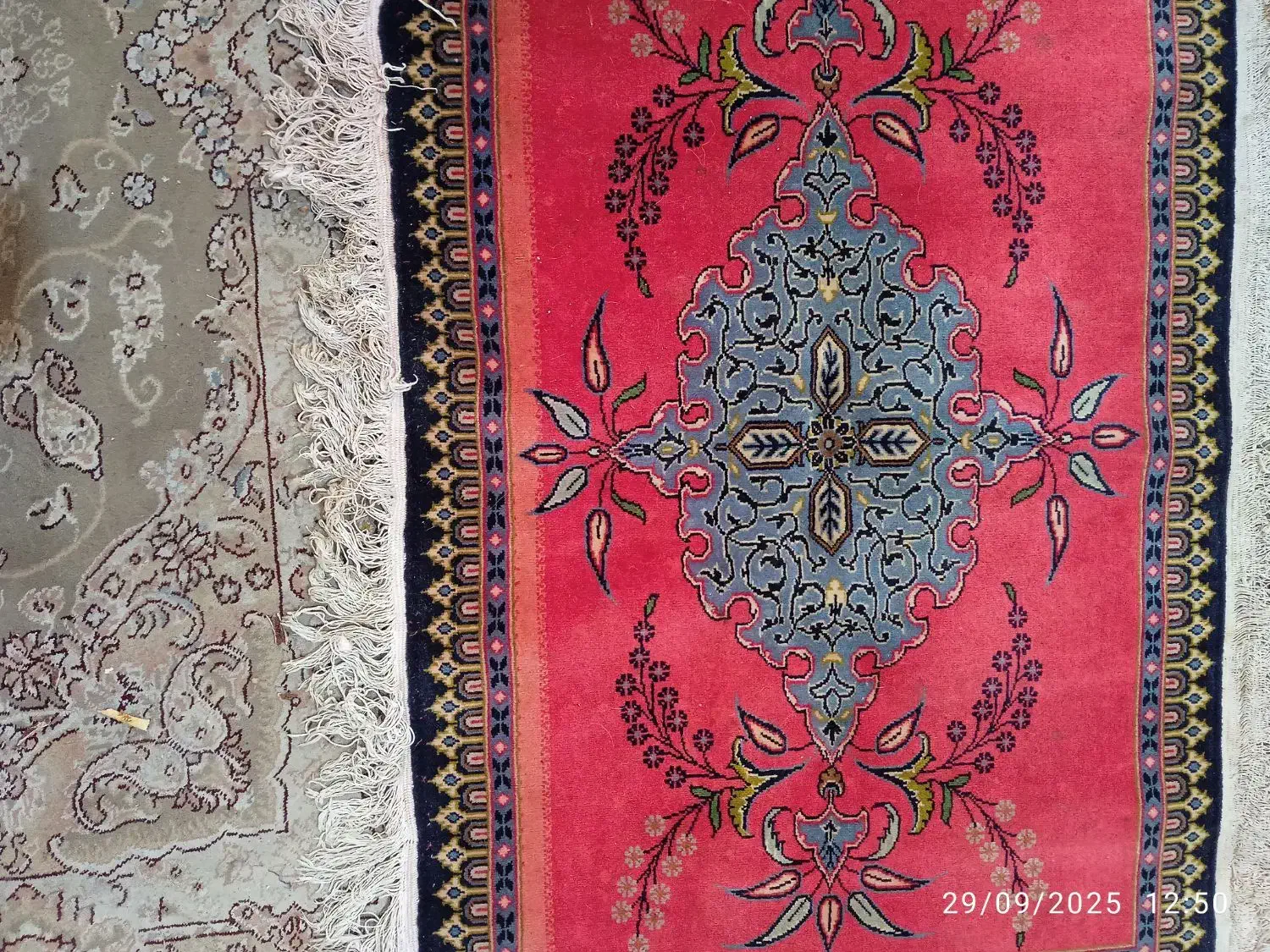 زرنیم قدیمی دستبافت بابیش ازچهل سال قدمت|فرش|تهران, هلال احمر|دیوار