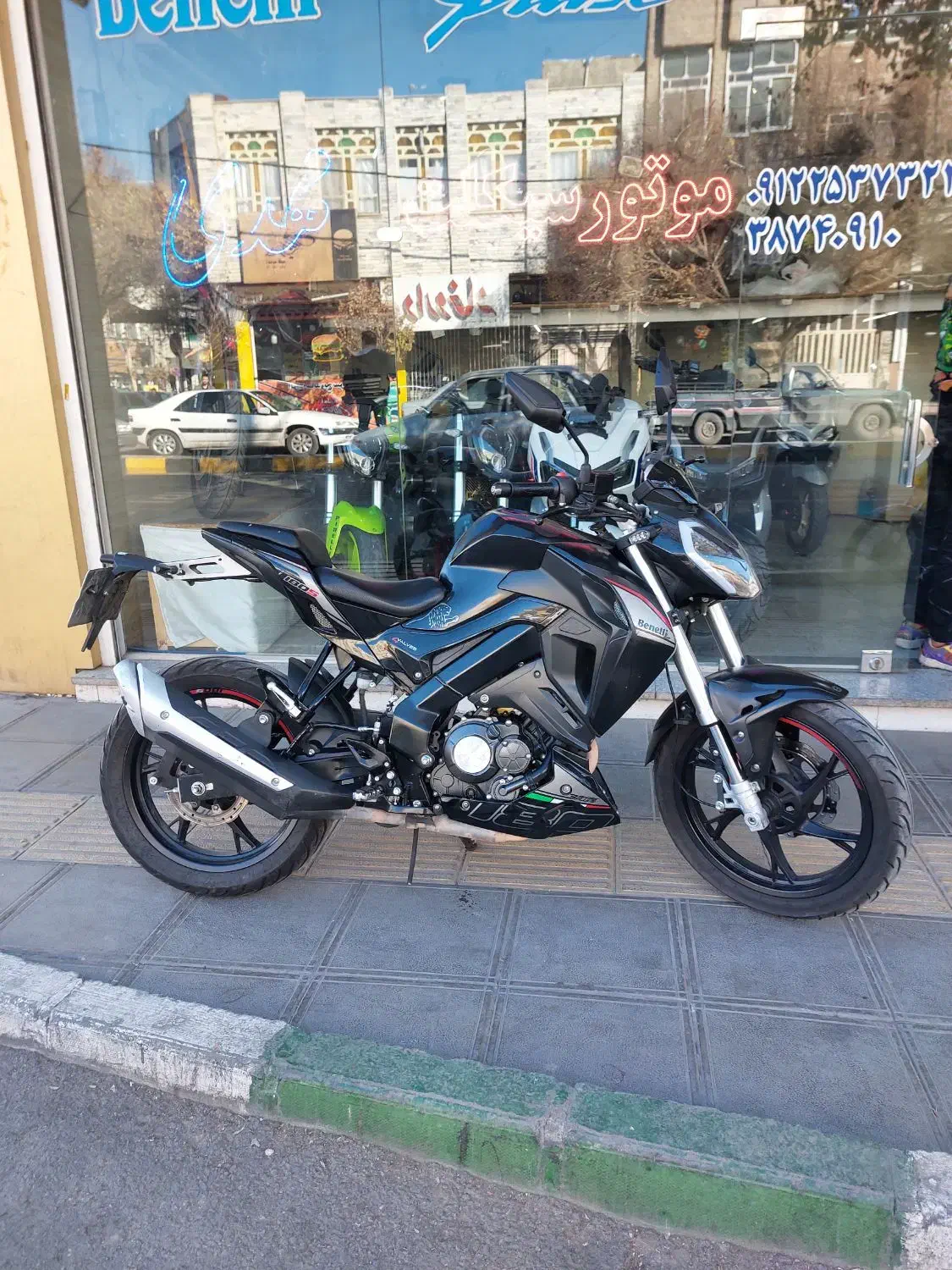 بنلی ۱۸۰|موتورسیکلت|قم, شاه ابراهیم|دیوار