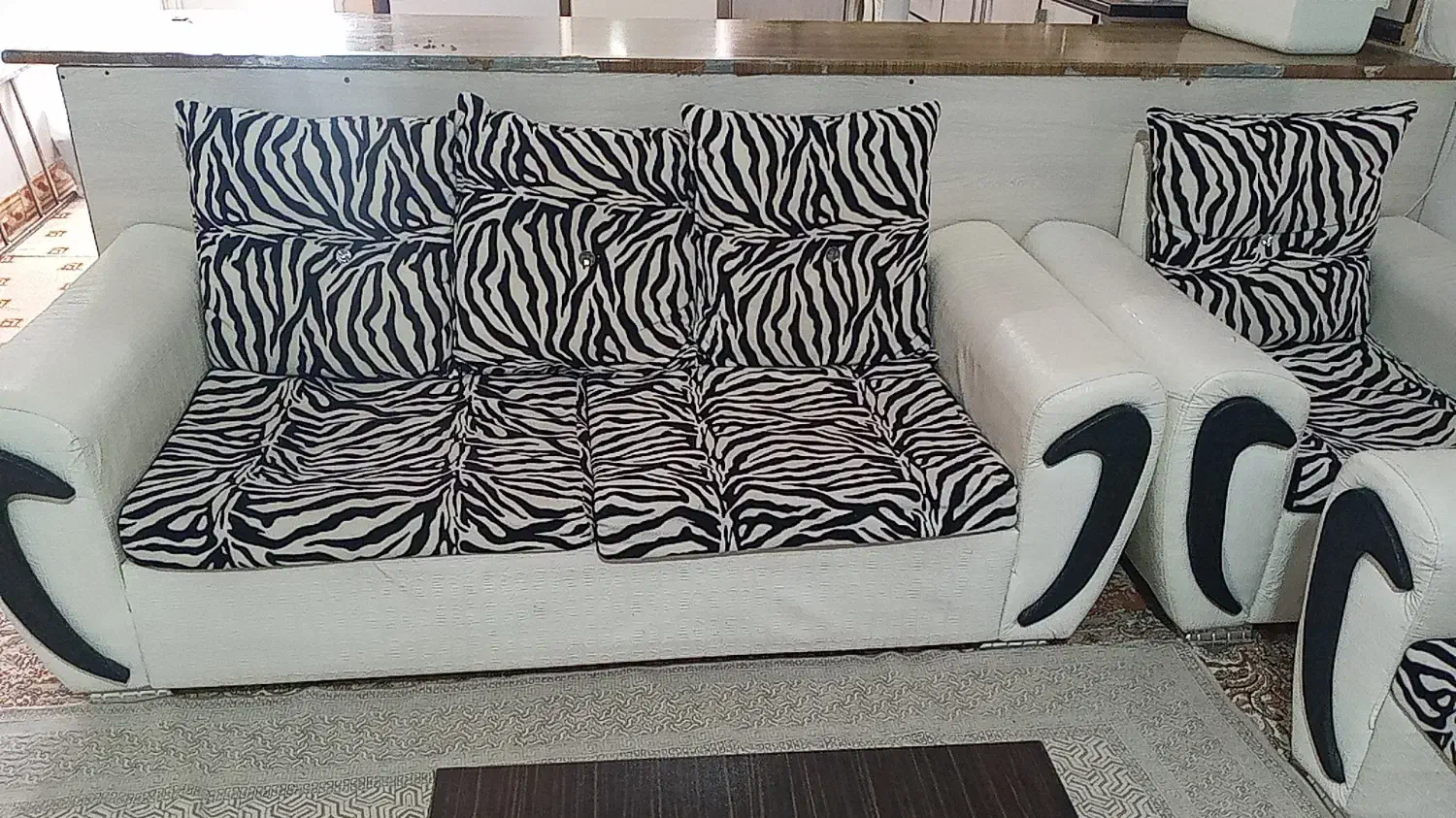 مبل|مبلمان خانگی و میز عسلی|خرم‌آباد, |دیوار