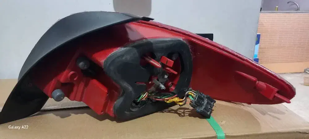 چراغ خطر ۲۰۷|قطعات یدکی و لوازم جانبی|خرمشهر, |دیوار