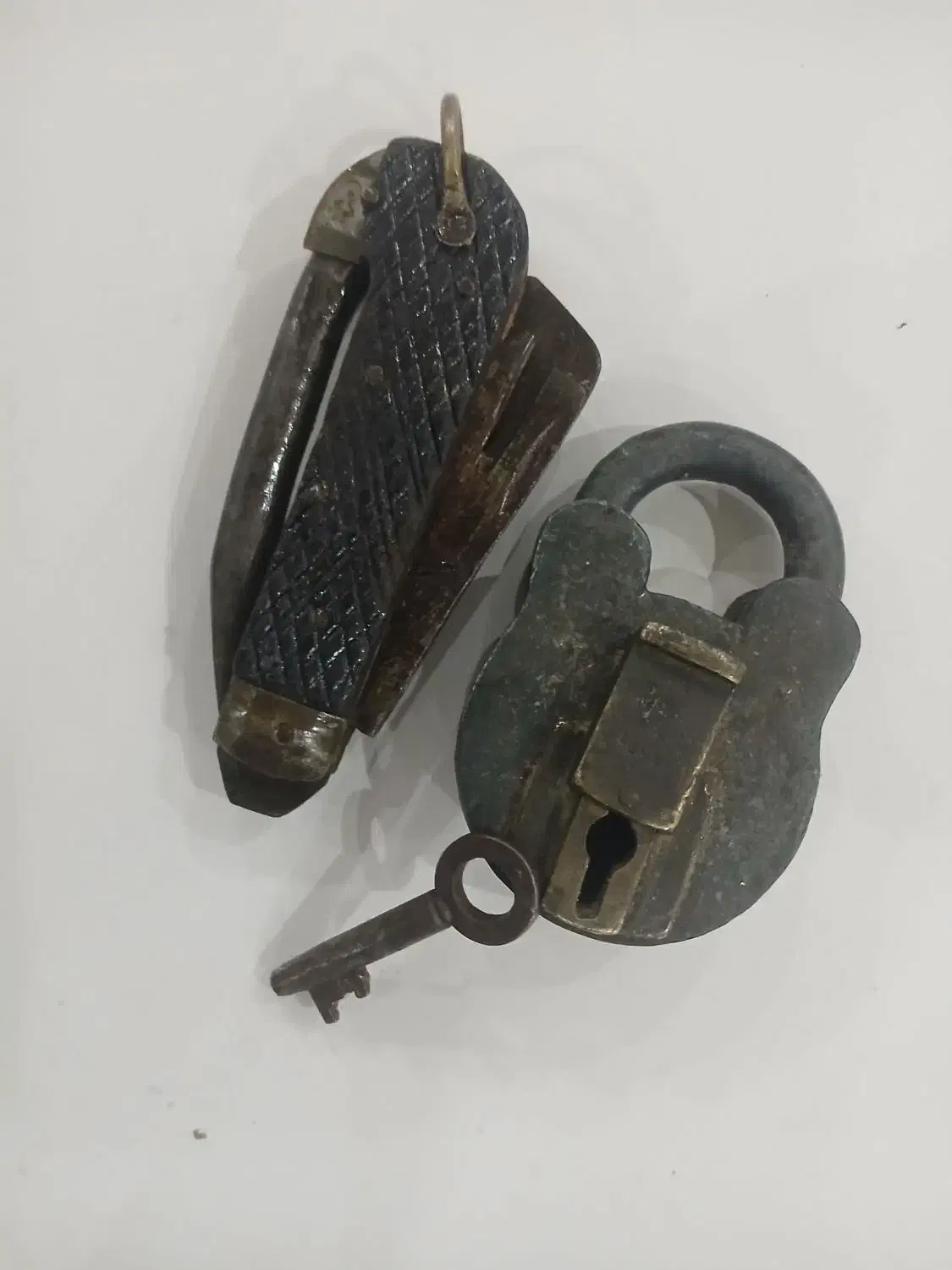 انتیک|کلکسیون اشیاء عتیقه|گرمدره, |دیوار