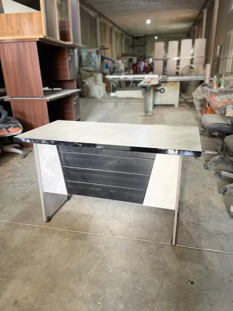 میز /کتابخانه/فایل/نیم ست ۴ نفره|دفتر کار|مشهد, کشاورز|دیوار