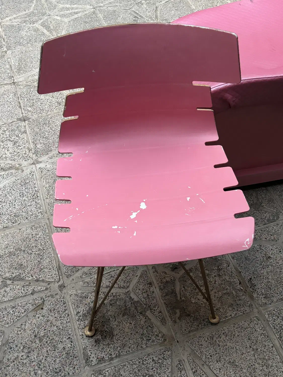 صندلی آرایشگاه جک ‌دار|آرایشگاه و سالن‌های زیبایی|سنندج, |دیوار