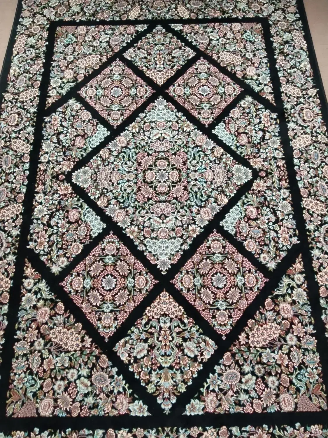 فرش ۴ متری در حد نو|فرش|محمدشهر, عباس آباد|دیوار