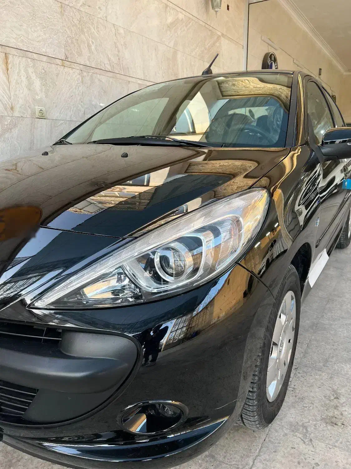 207|خودرو سواری و وانت|شیراز, دباغ خانه|دیوار