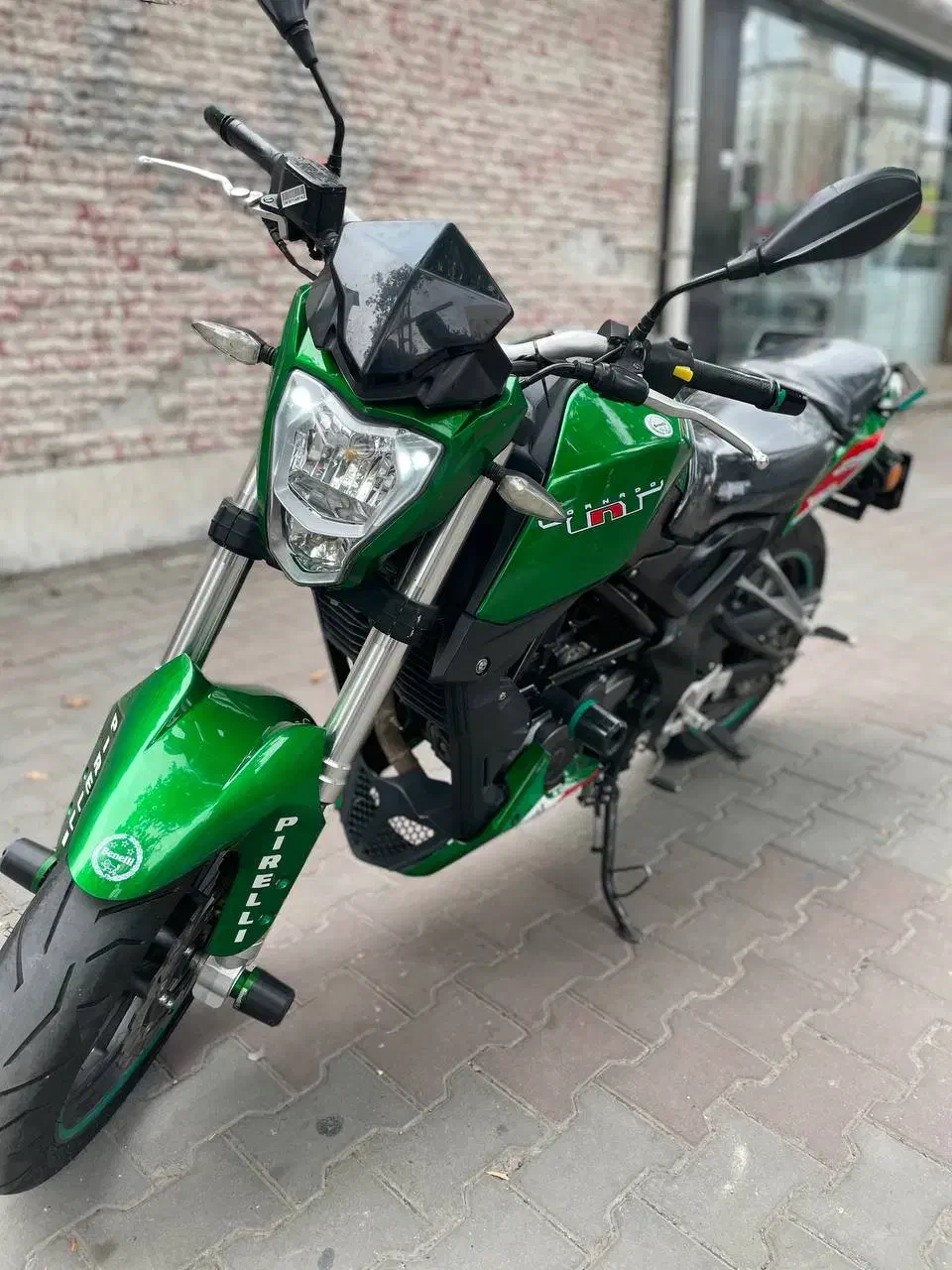 بنلی ۲۵۰ تک فیس قدیم|موتورسیکلت|گرگان, |دیوار