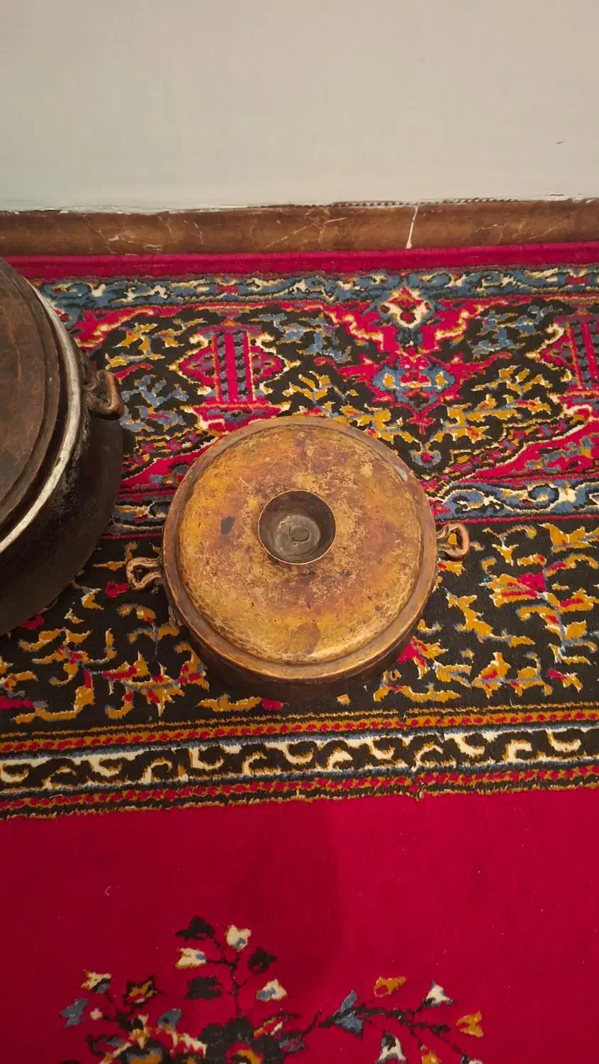 قابلمه .گلیم|کلکسیون اشیاء عتیقه|زرند, |دیوار