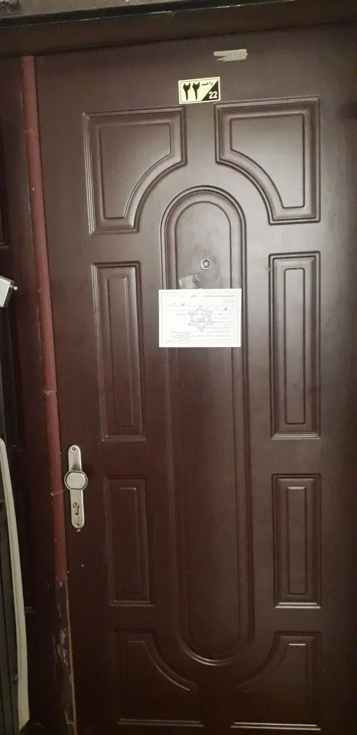 درب ورودی آپارتمان|مصالح و تجهیزات ساختمان|گلبهار, شهر جدید گلبهار|دیوار