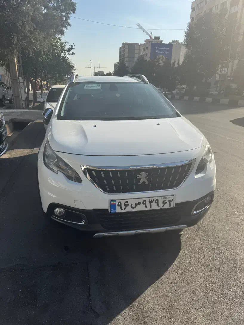 پژو ۲۰۰۸ مدل ۹۸|خودرو سواری و وانت|شیراز, فرهنگ شهر|دیوار