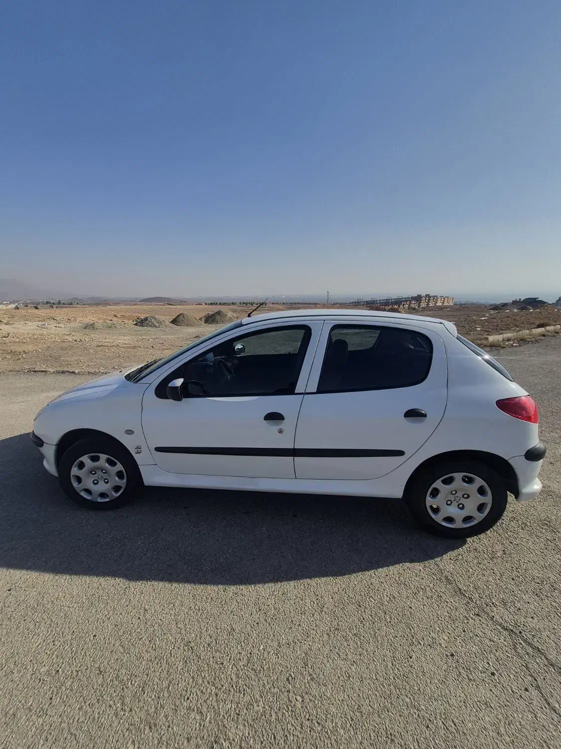 ۲۰۶ تیپ ۲ مدل ۹۷|خودرو سواری و وانت|هشتگرد, فاز ۱ مهستان|دیوار