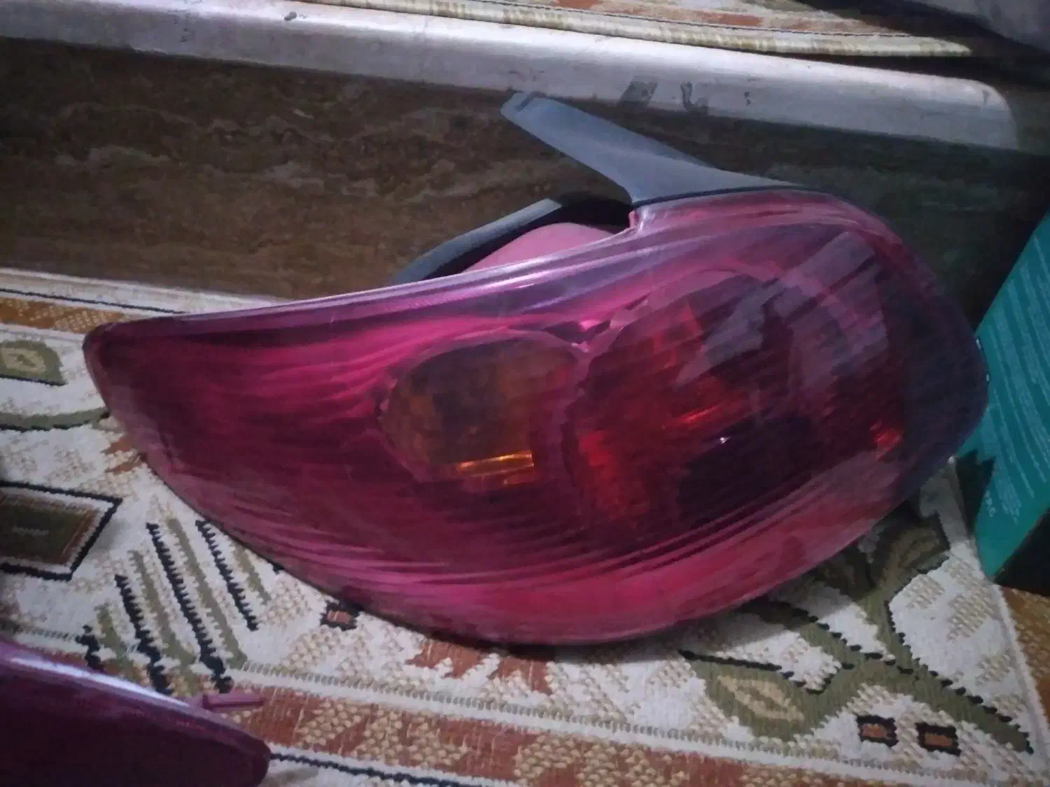 چراغ عقب۲۰۶|قطعات یدکی و لوازم جانبی|لاهیجان, لیالستان|دیوار