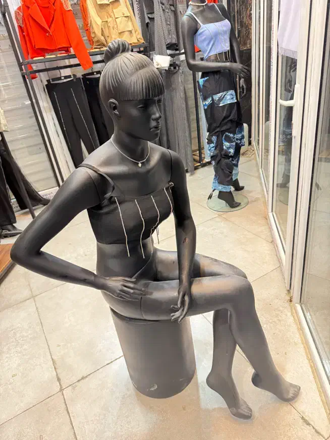 ۴ عدد مانکن زنانه|فروشگاه و مغازه|بوشهر, |دیوار