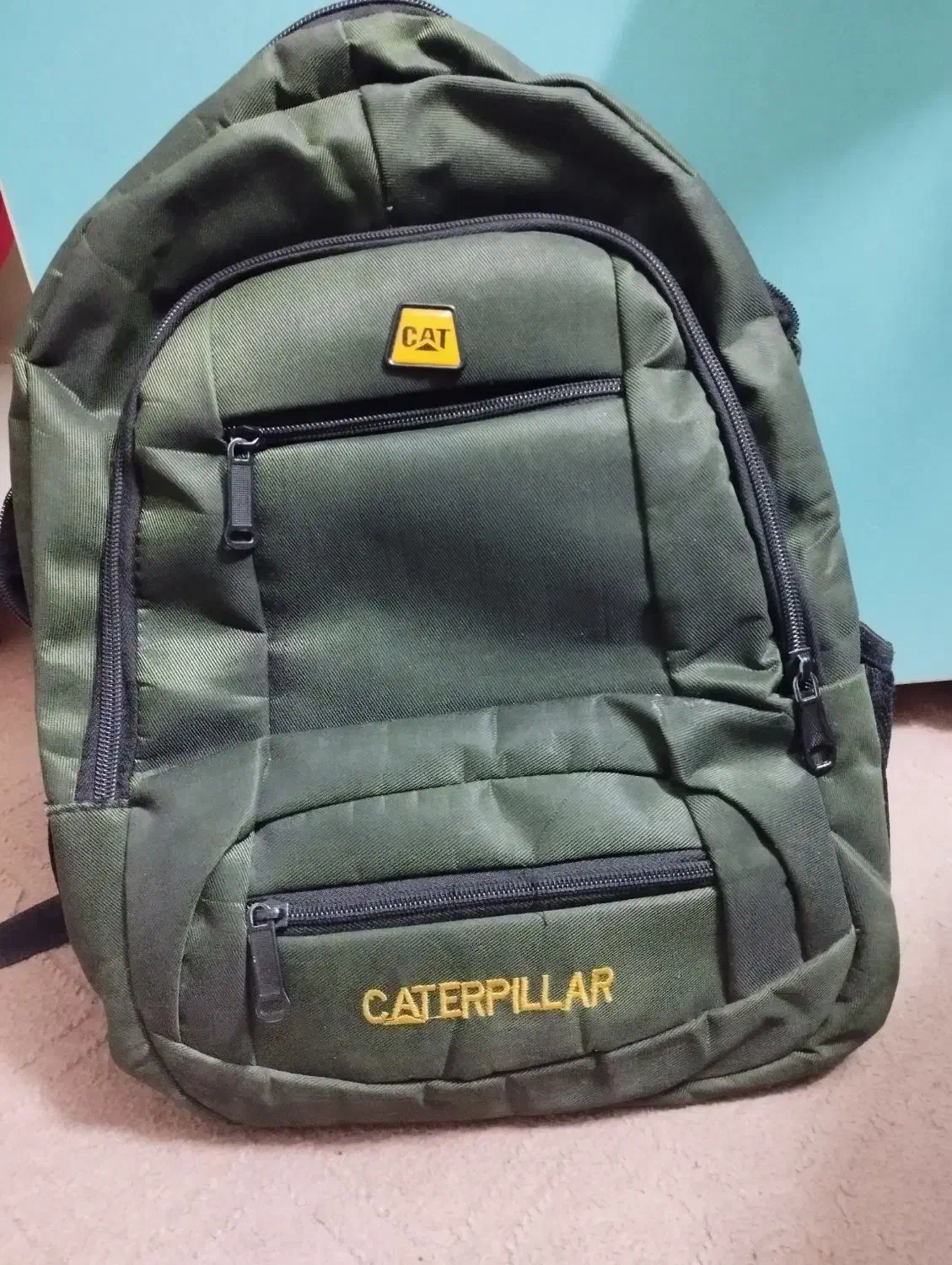 کوله پشتی مدرسه ای|کیف، کفش، کمربند|اصفهان, چرخاب|دیوار