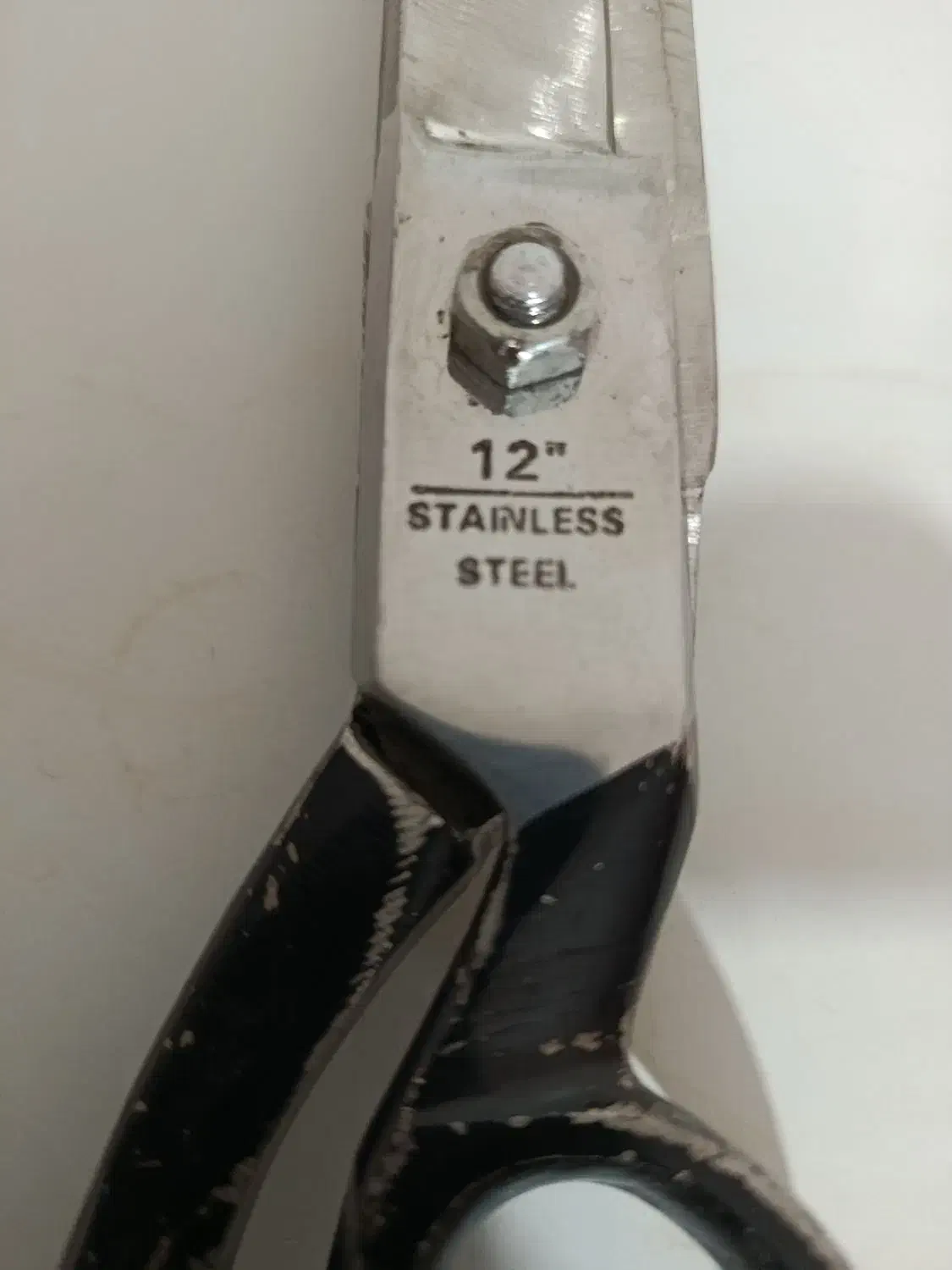 قیچی خیاطی  اصل ایتالیا|لوازم خیاطی و بافتنی|هشتگرد, شهرک ولیعصر (مصلی)|دیوار