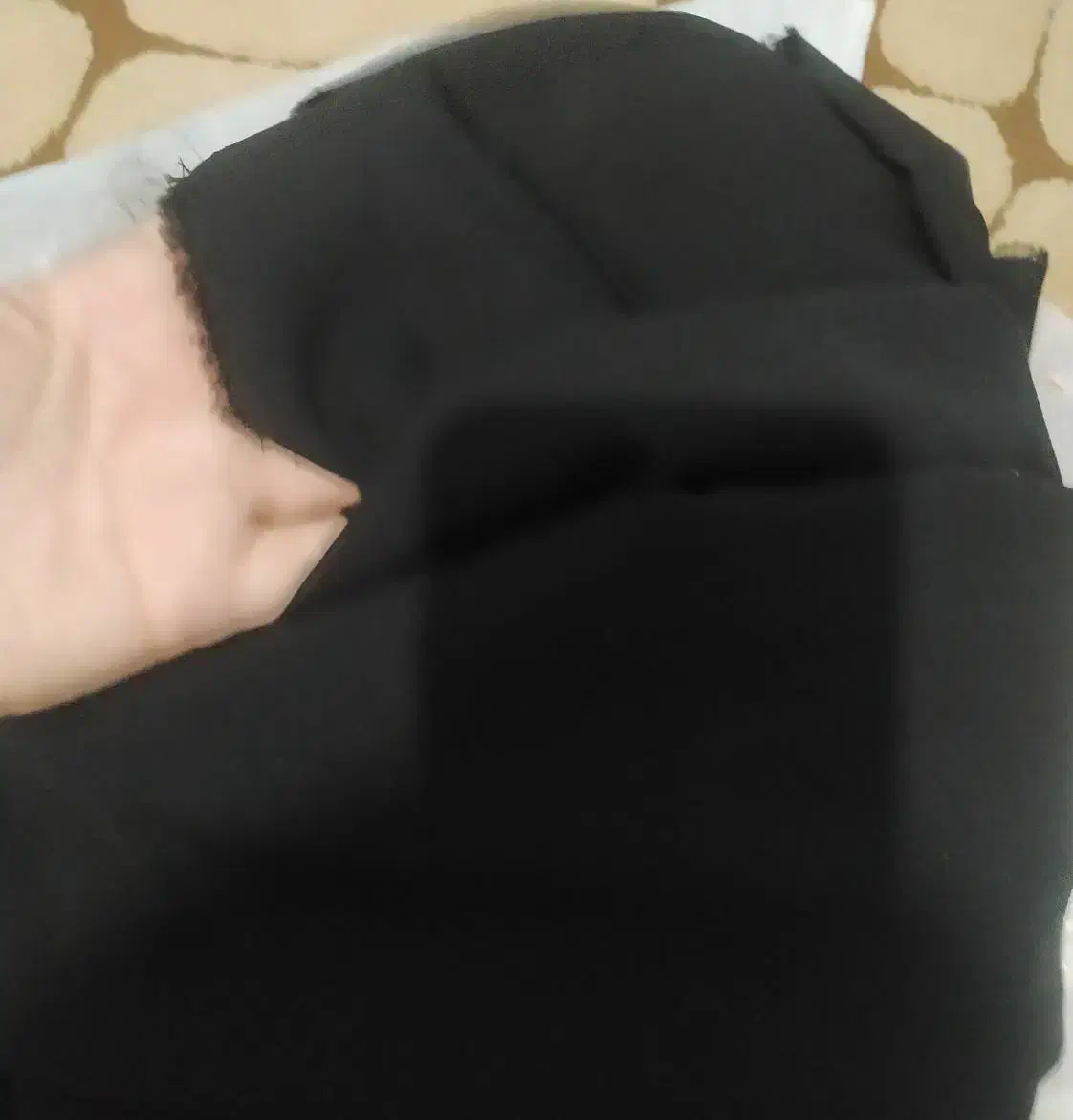 پارچه چادر|لباس|اهواز, کوی پلیس|دیوار