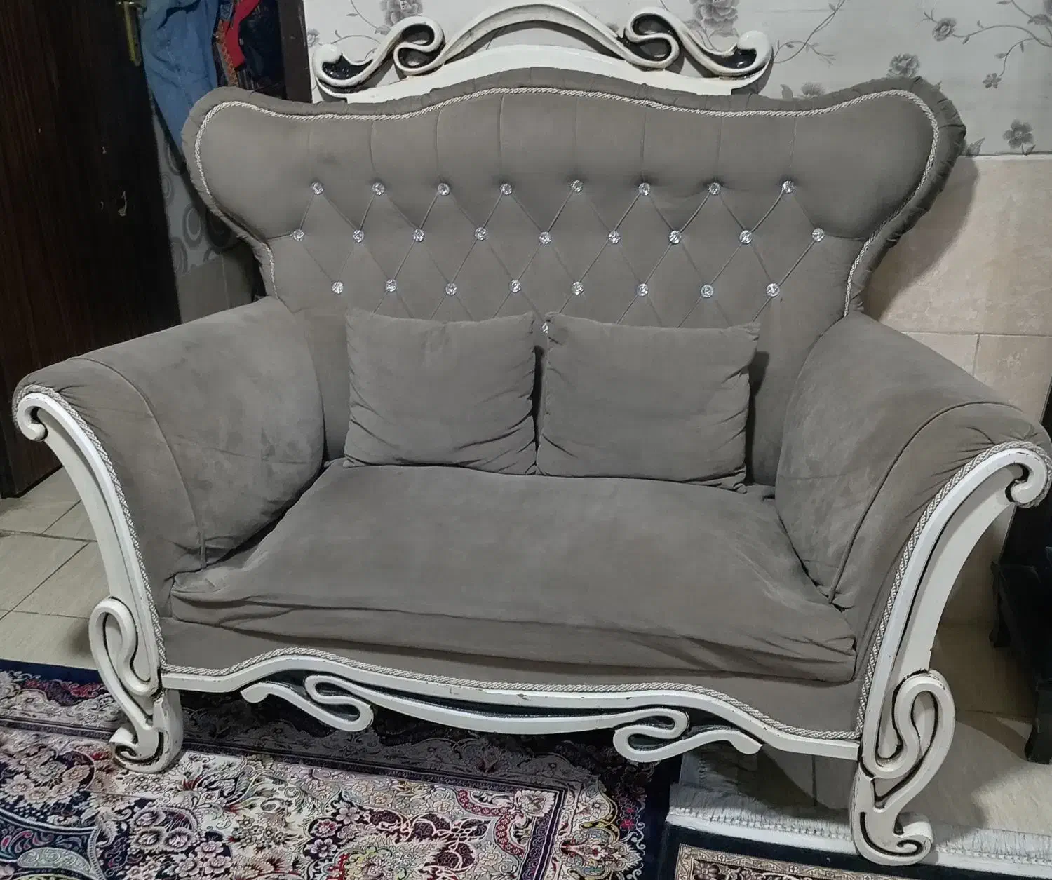 مبل 7نفره کار کرده|مبلمان خانگی و میز عسلی|شیراز, مسلم|دیوار