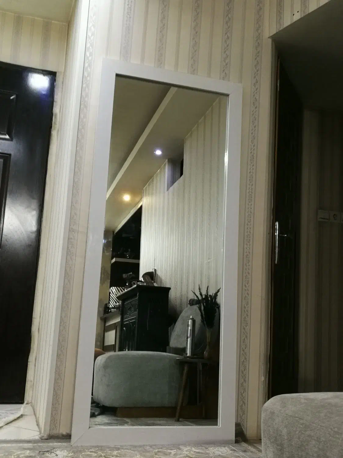 ایینه قدی|آینه|مشهد, هدایت|دیوار