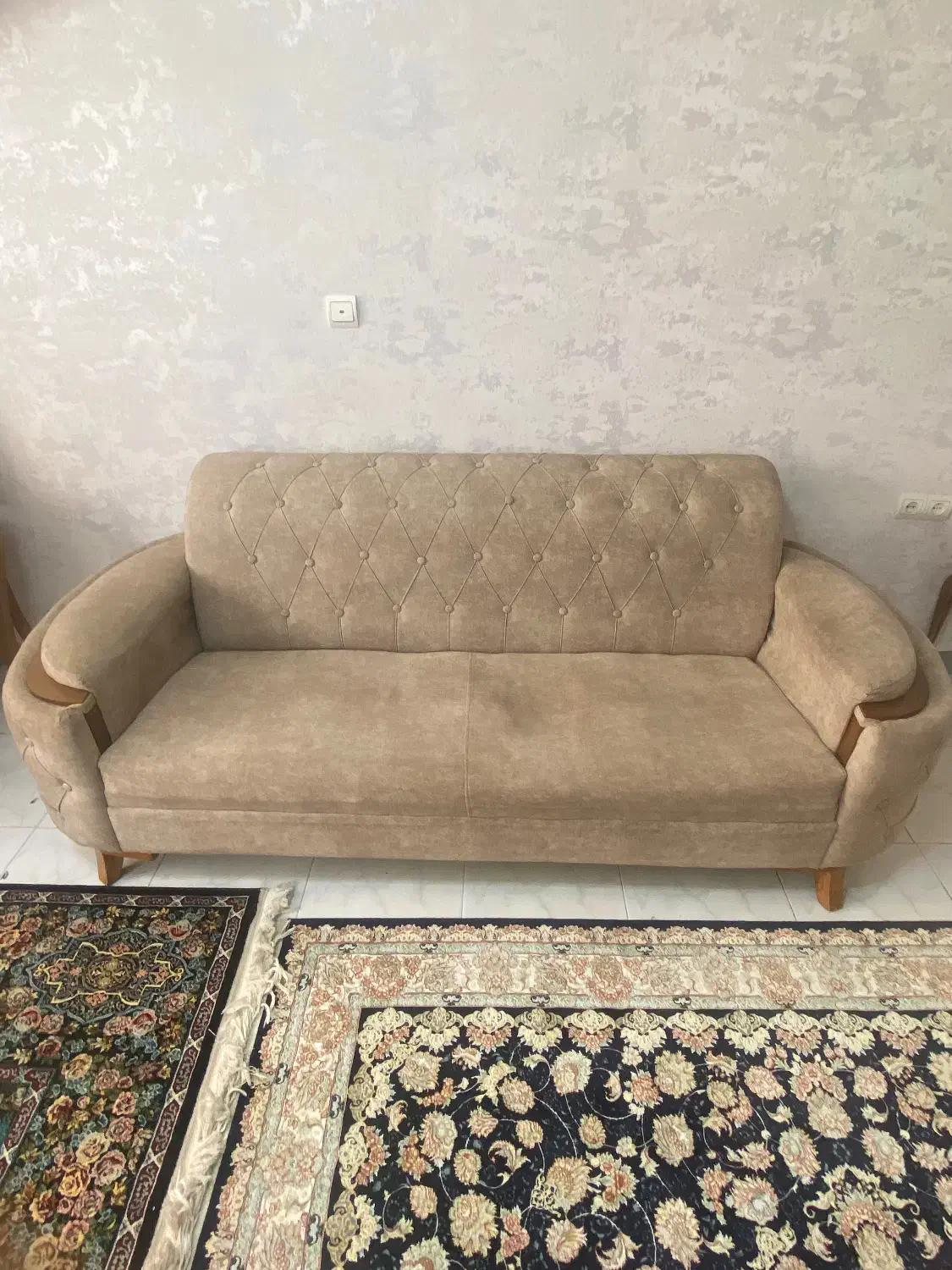 فروش مبل ۶نفره|مبلمان خانگی و میز عسلی|شیراز, زرهی|دیوار