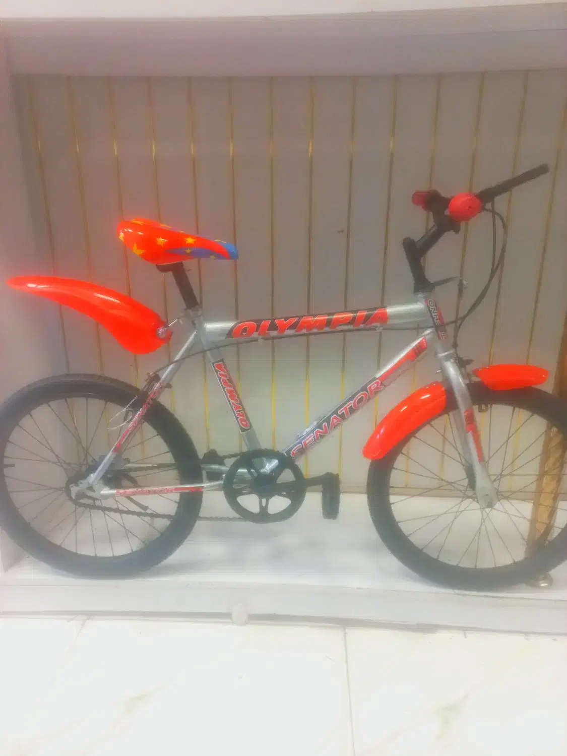 دوچرخه ۲۰ ساده تمیز تمیز سالم بدونه هیچ عیبی|دوچرخه، اسکیت، اسکوتر|قم, شاه ابراهیم|دیوار