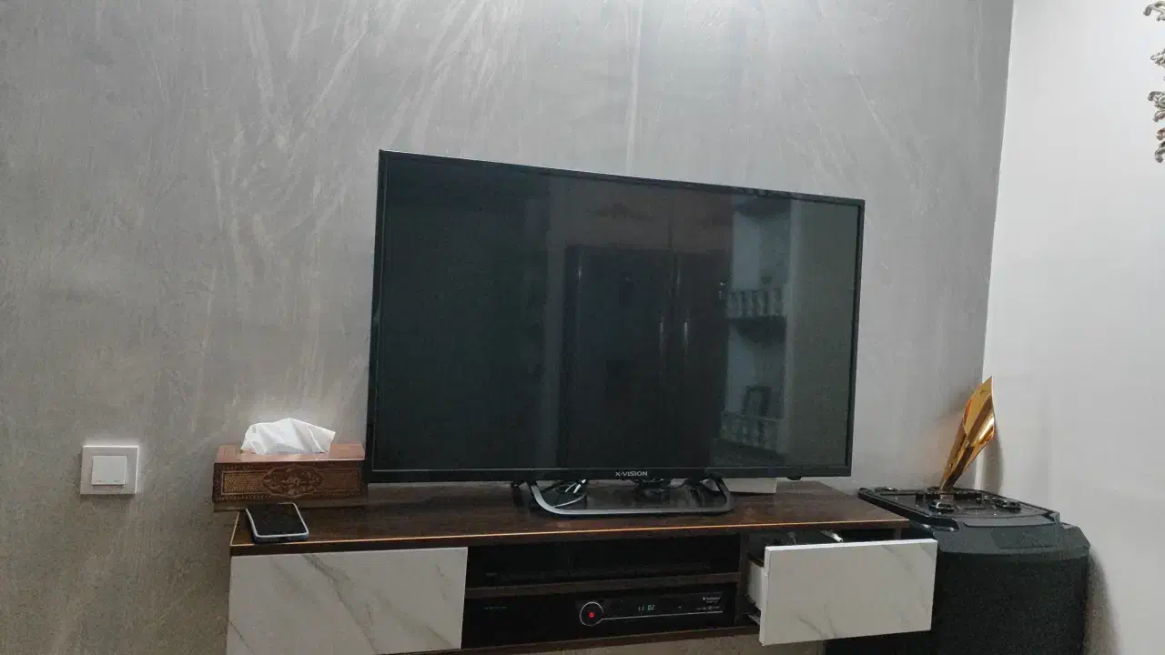 تلویزیون ۴۲|تلویزیون و پروژکتور|کهریزک, |دیوار