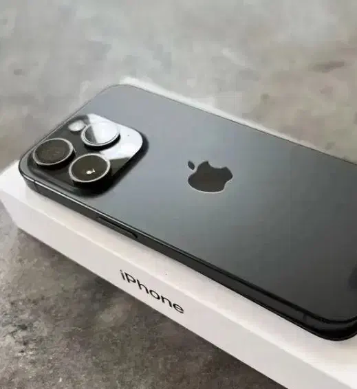 iPhone 16 pro 256 zaa|موبایل|صدرا-فارس, فاز ۱|دیوار