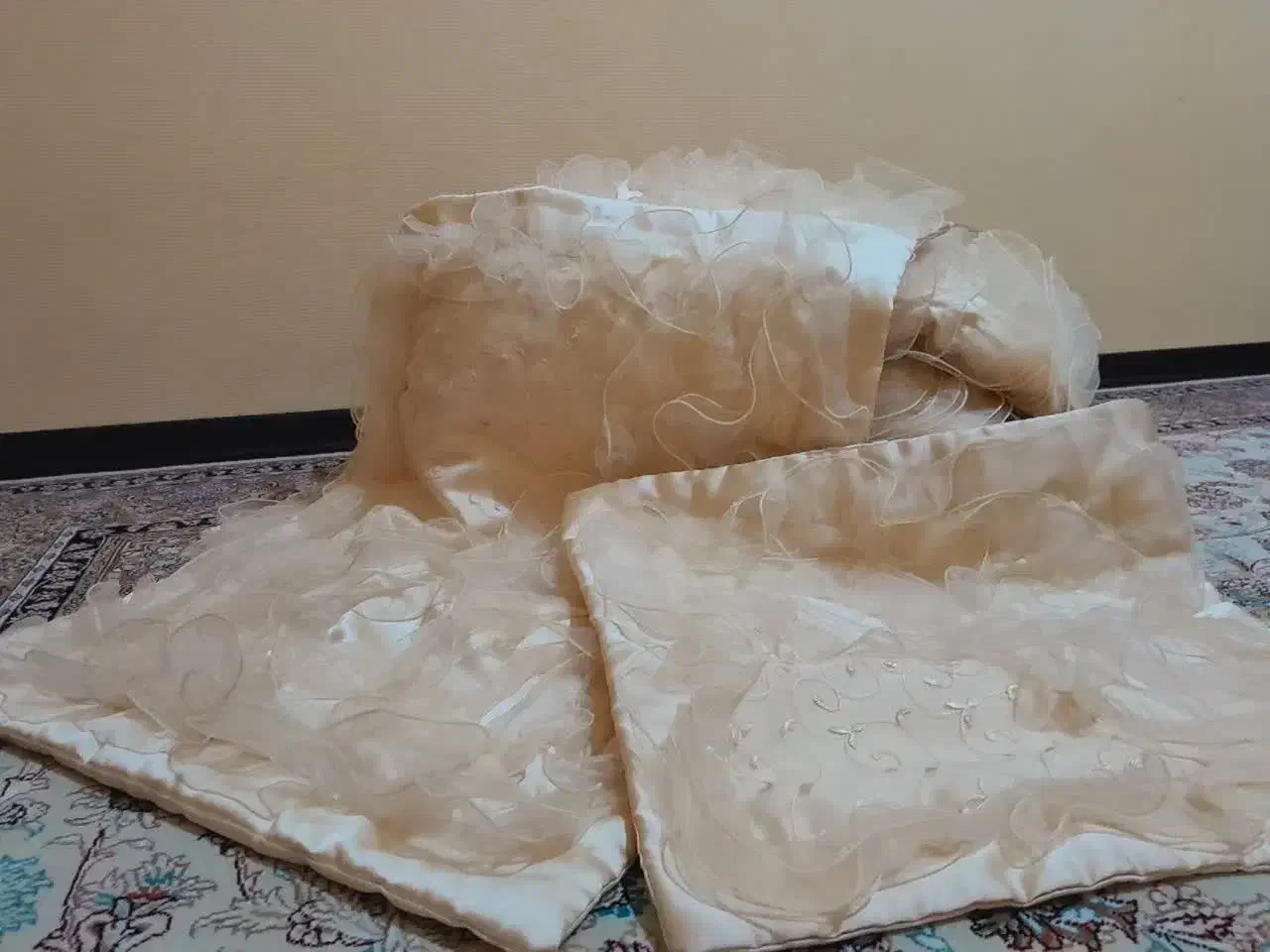 روتختی عروس|سرویس روتختی|مشهد, جاهد شهر|دیوار