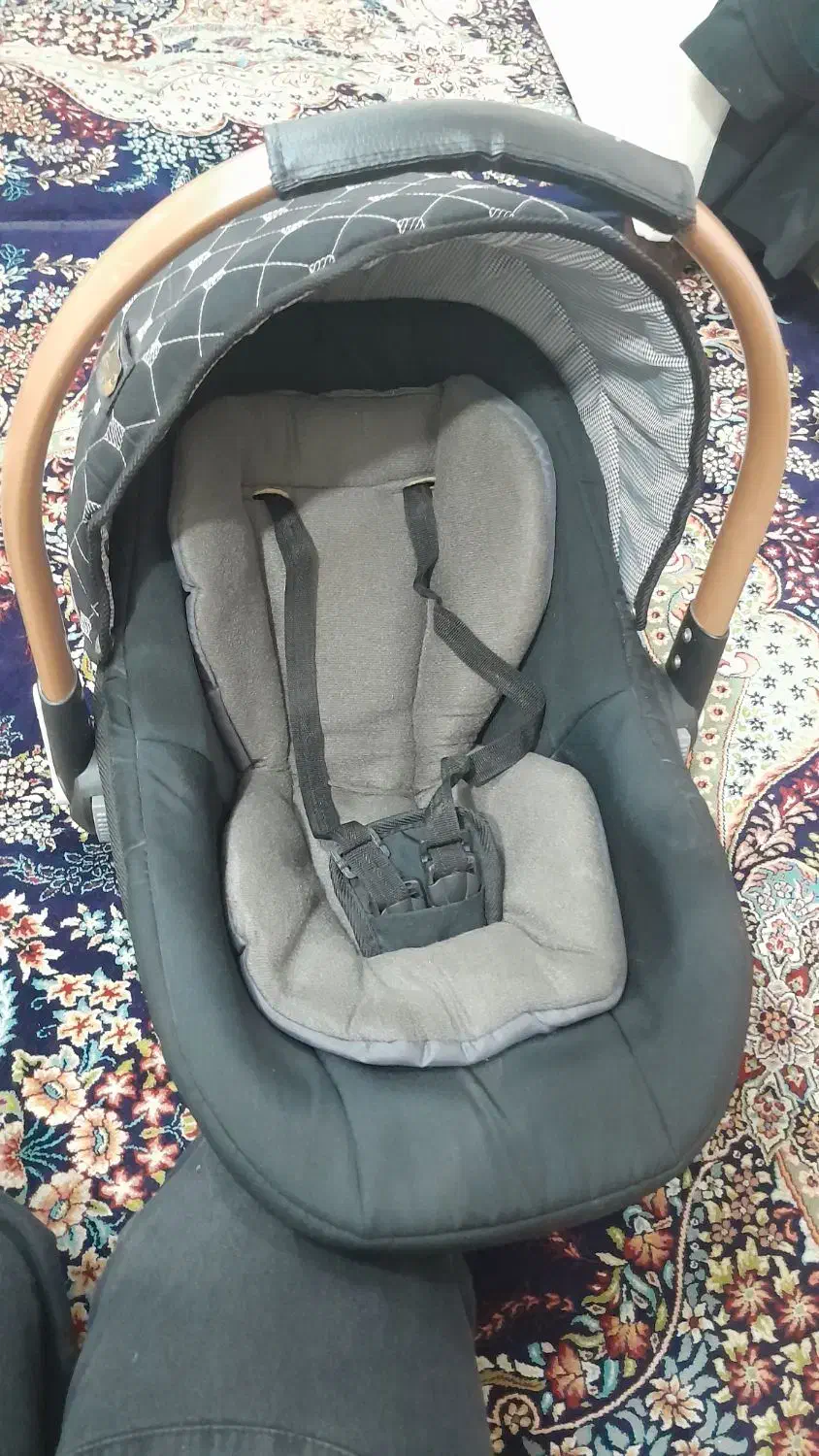 کریر کودک|کالسکه و لوازم جانبی|رشت, نخودچر|دیوار