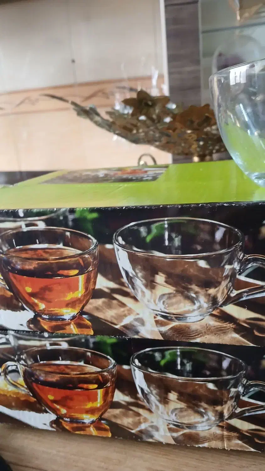 استکان|ظروف سرو و پذیرایی|زرندیه, |دیوار