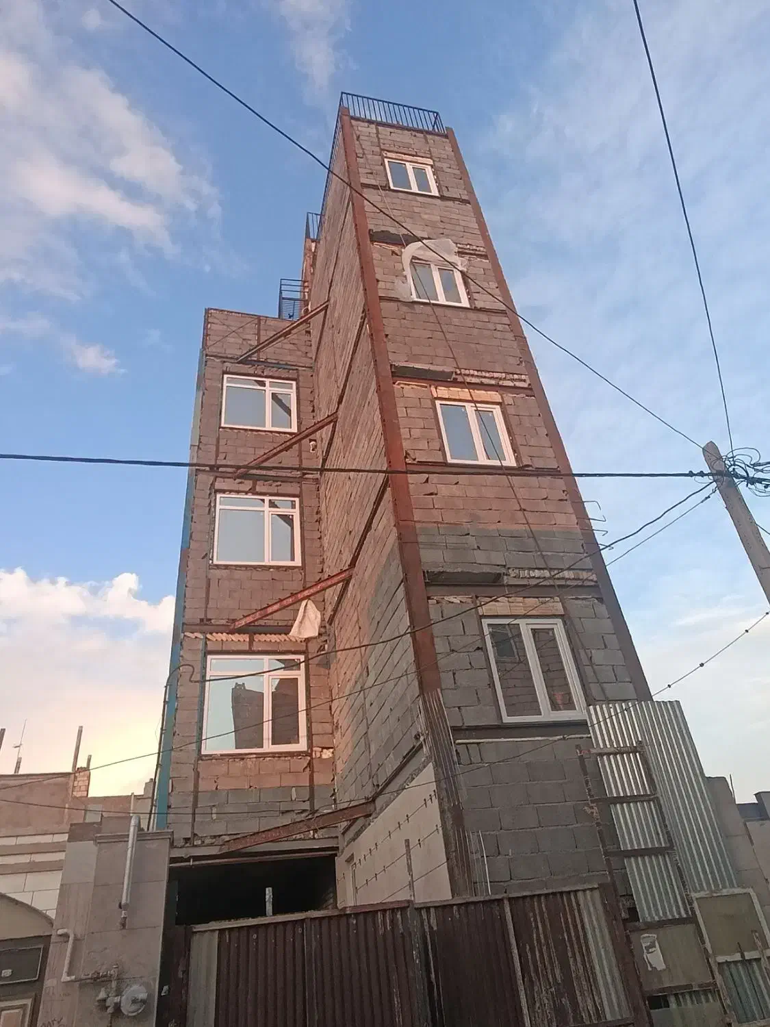 تولید درب|مصالح و تجهیزات ساختمان|طبس, |دیوار