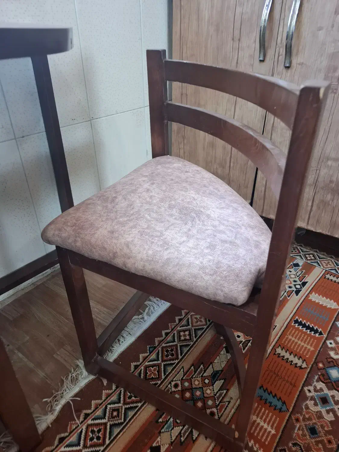 میز دو نفره کم جا|میز و صندلی غذاخوری|مریوان, |دیوار