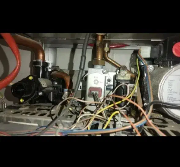 تعمیر پکیج در مشهد/تیم فنی و متخصص|خدمات پیشه و مهارت|مشهد, جاهد شهر|دیوار